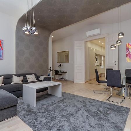 Andrassy Str. Luxury Apartment Budapest Bagian luar foto
