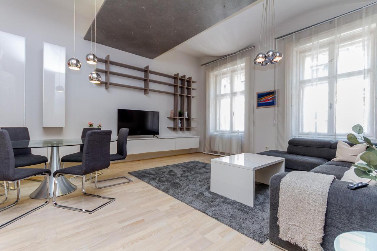 Andrassy Str. Luxury Apartment Budapest Bagian luar foto