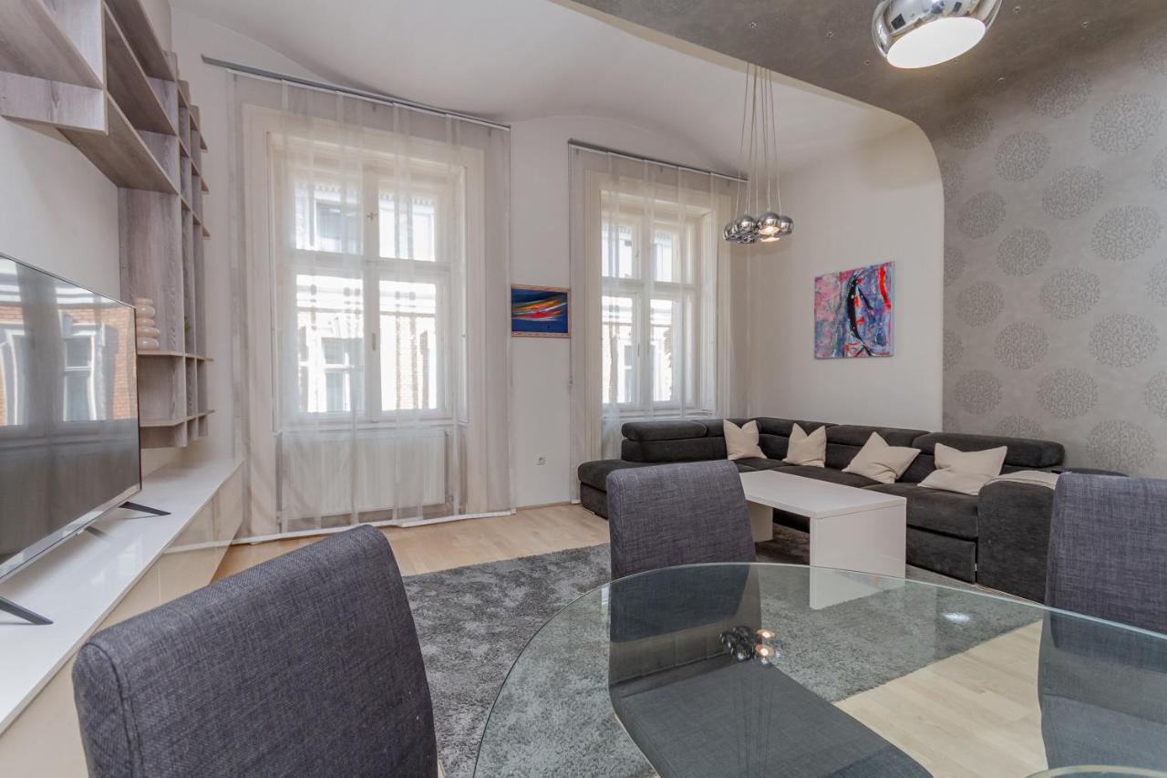Andrassy Str. Luxury Apartment Budapest Bagian luar foto